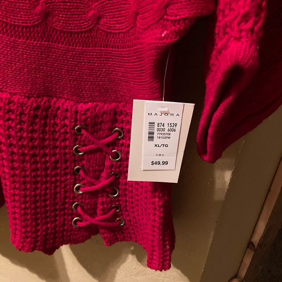 NWT Sweater - Picture 2 of 3